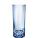Blaues Trinkglas mit Längsrillen im oberen Teil und...