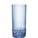 Blaues Trinkglas mit Längsrillen im oberen Teil und...